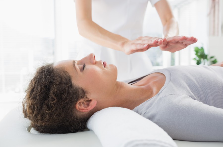 Séance de relaxation et détente par praticienne Reiki