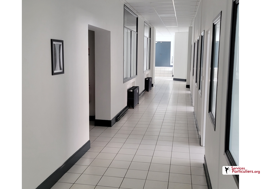 LOCATION CABINETS / BUREAUX CAPINGHEM (Toutes charges comprises) - ST PHILIBERT AVEC GARAGES PRIVÉS - 5min de LILLE